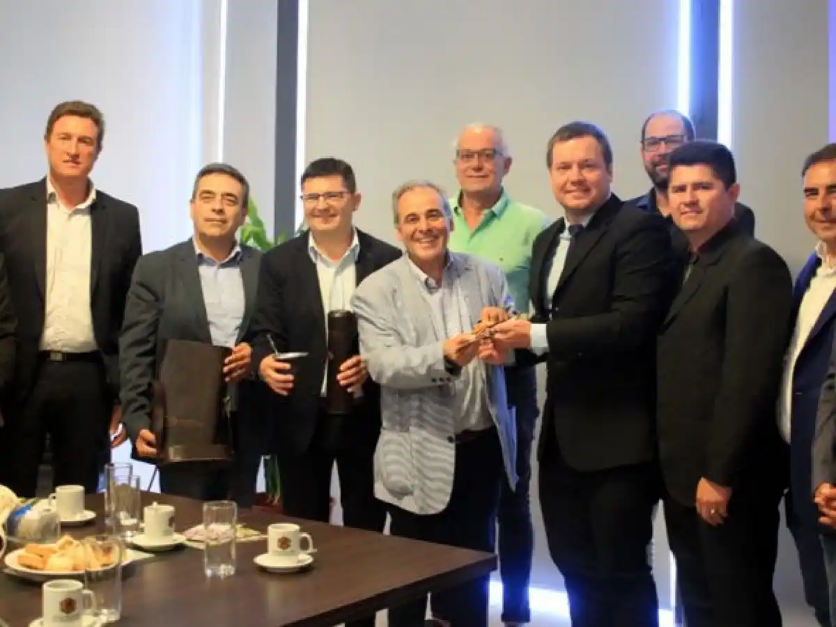 Avanza un proceso de hermanamiento entre la ciudad paraguaya de Hohenau y San Francisco 