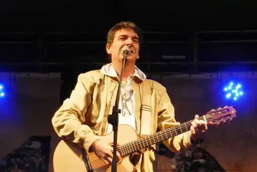 La canción de Copani para Massa