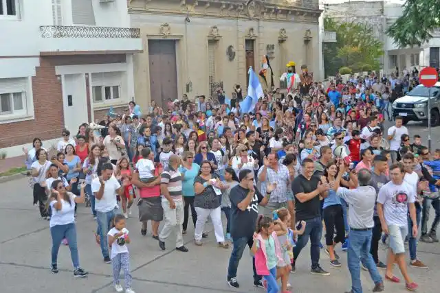 Se realizó la “Marcha Por la Vida” en plaza Constitución