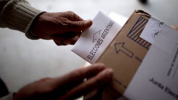 Elecciones en CABA: ¿cómo funciona el escrutinio con voto electrónico y qué pasa con las boletas?
