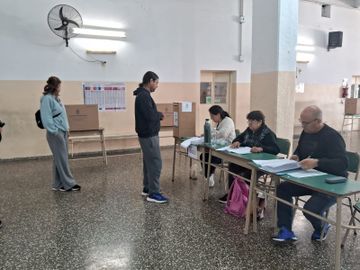 Elecciones legislativas 2025: la provincia de Buenos Aires define 35 bancas en el Congreso con la Boleta Única de Papel