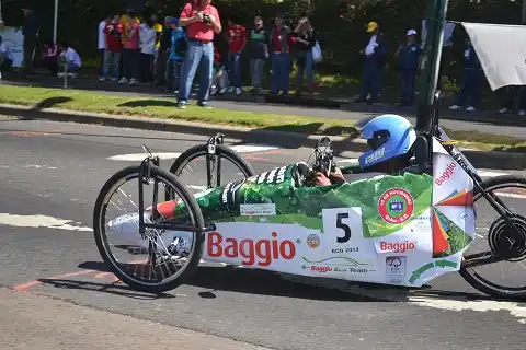 Última competencia de autos ecológicos 2013