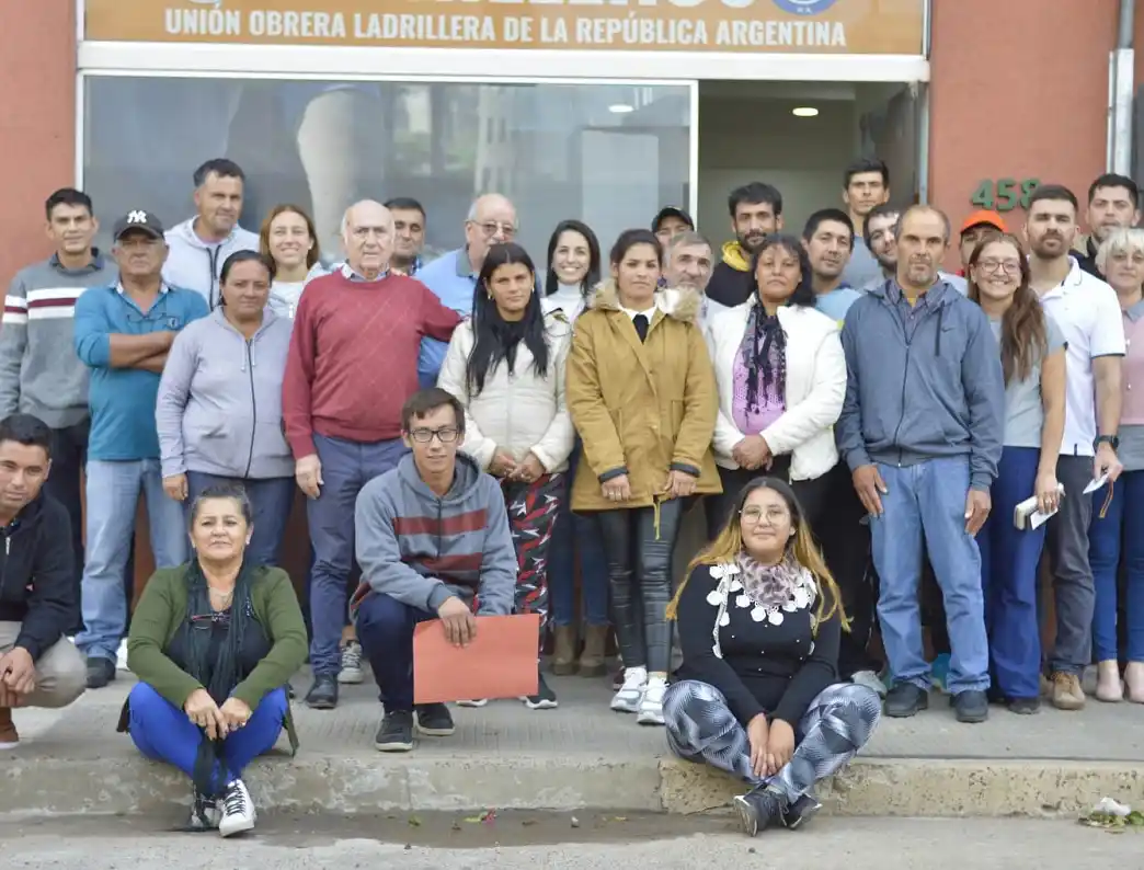 Ladrilleros en apoyo a la candidatura de Bahl