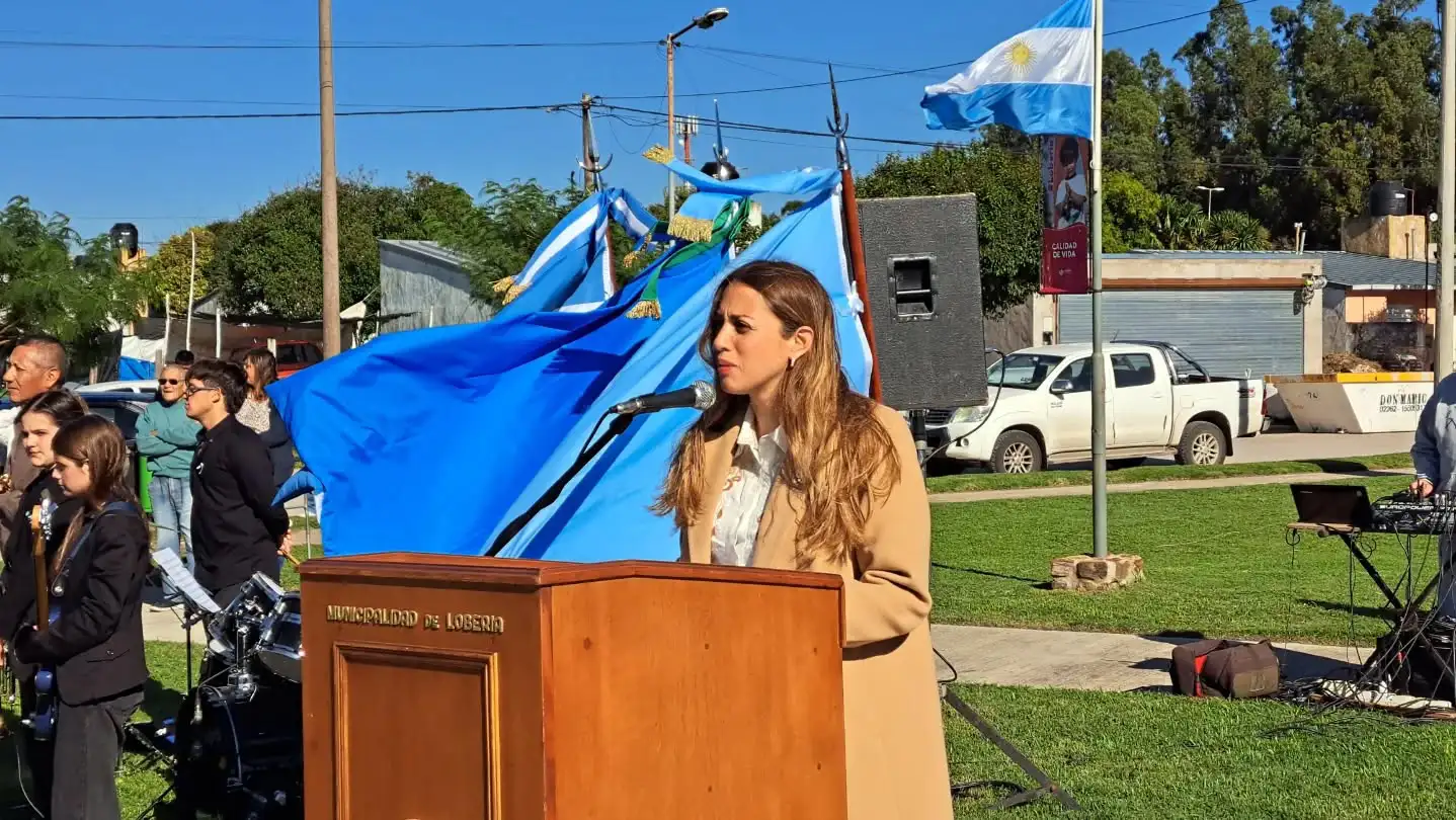 Concejala. Emilia Godoy, brinda su mensaje ante los presentes