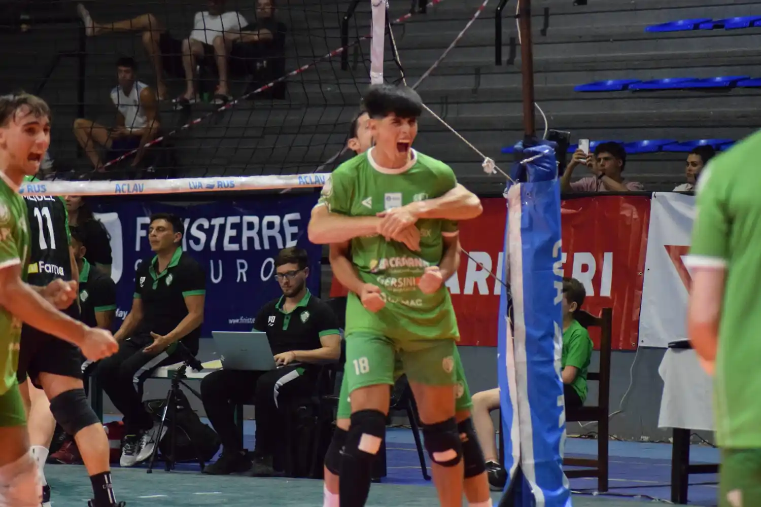 Once Unidos perdió ante el local en el cierre del Tour