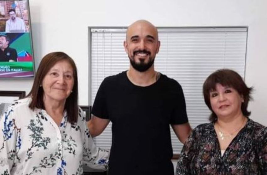 Concejales entregaron la Declaración de Interés a Abel Pintos por sus shows en el Tronador