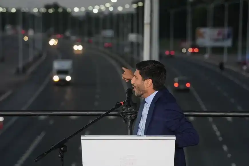 Inauguración del tercer carril de la autopista Santa Fe - Rosario.