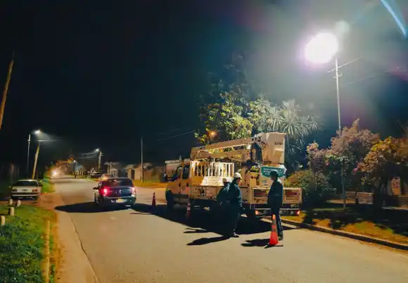 Instalaron más de 1100 luminarias LED para modernizar el alumbrado público