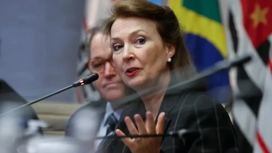 Diana Mondino
