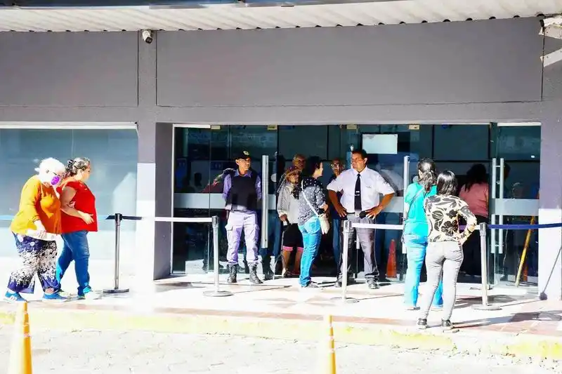 Refuerzan su presencia en cercanías 
de bancos y cajeros automáticos