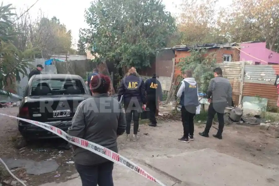 Asesinaron a sangre fría a un joven de 18 años de edad en Rosario: detuvieron a dos personas