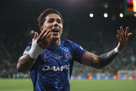 Chelsea y Enzo Fernández se consagraron en Polonia