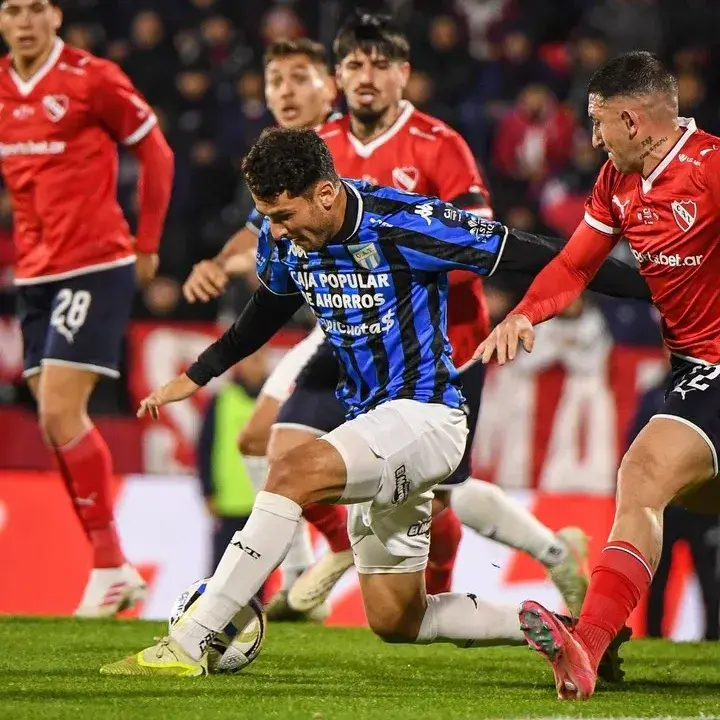 Atlético Tucumán goleó al Rojo por 4 a 0
