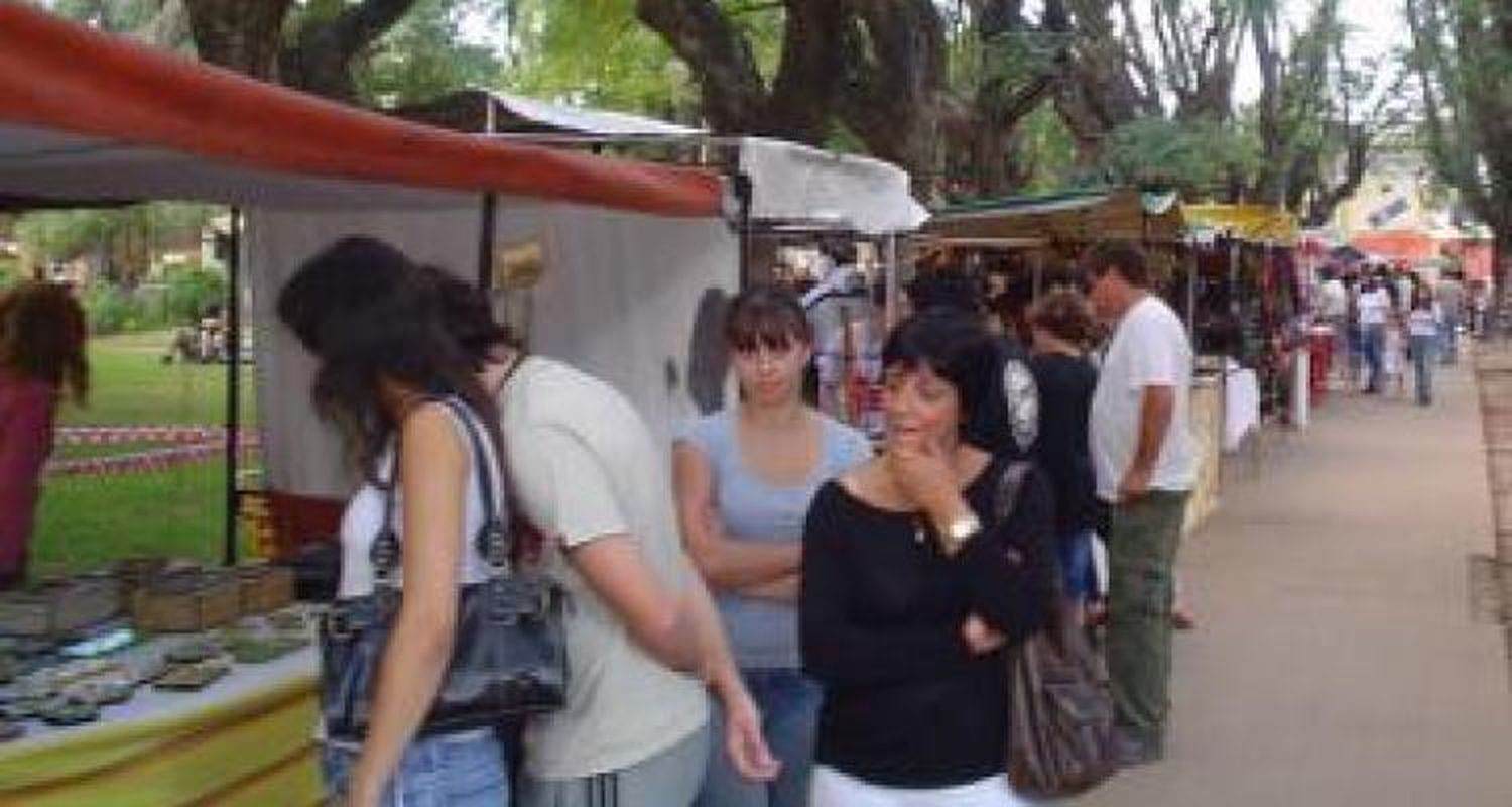 Artesanos en la Plaza