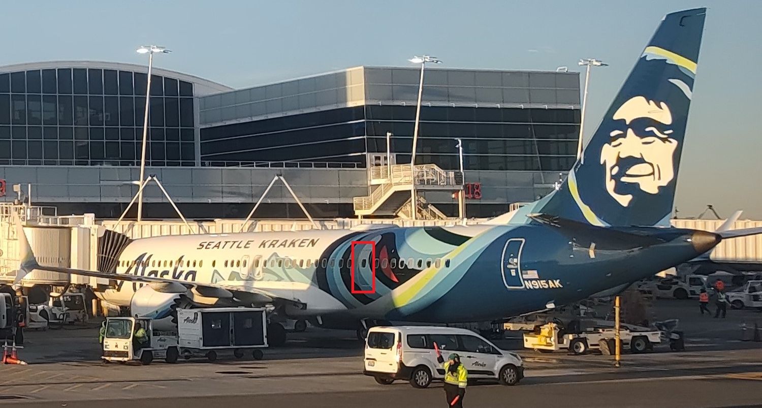 Alaska Airlines grounds Boeing 737-9 MAX fleet due to failure of a factory-overridden door