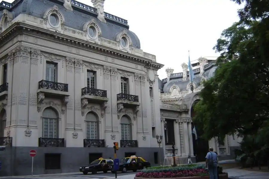 Elecciones en Venezuela: el Gobierno Nacional dio marcha atrás y no reconoce el triunfo de Edmundo González