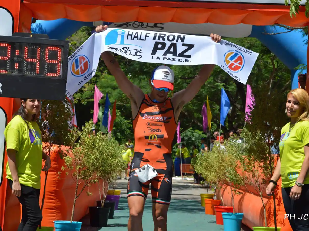 Triunfo de Montenegro en La Paz