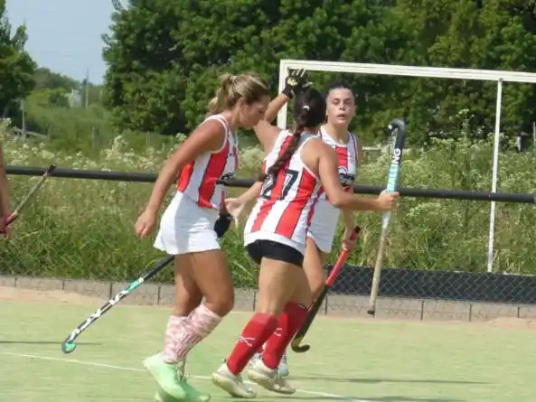 9 DE JULIO   HOCKEY FEMENINO   FOSH