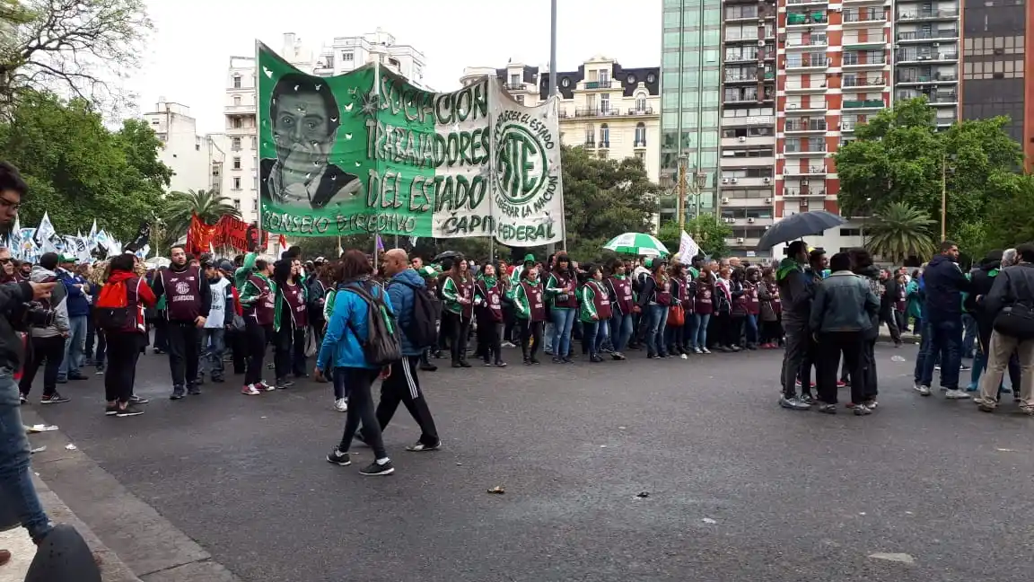 Organizaciones políticas, gremiales y sindicales se manifestaron en contra el proyecto de ley del presupuesto 2019