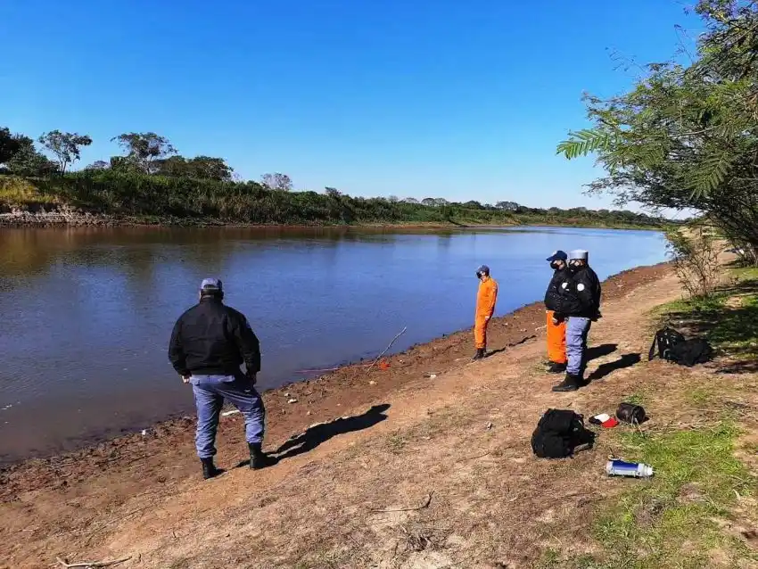 Hallan el cuerpo del joven que cayó en aguas del riacho Pikisirí