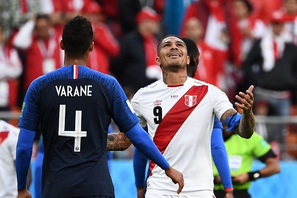 Francia eliminó a Perú y aseguró su pasaje a los octavos de final