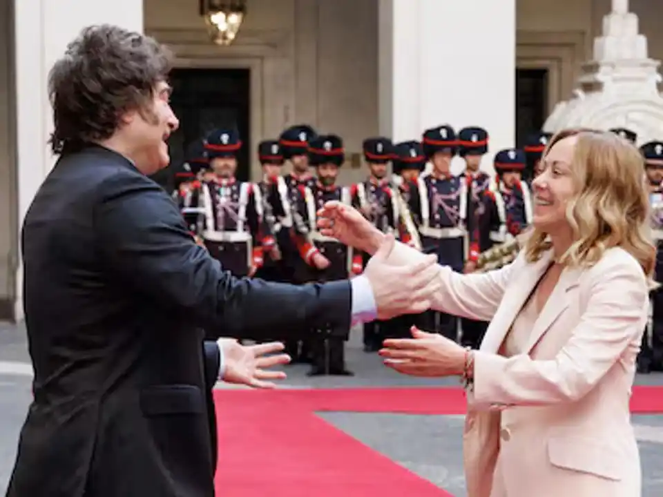 La Argentina e Italia sellan acuerdo estratégico para exportar GNL al mundo