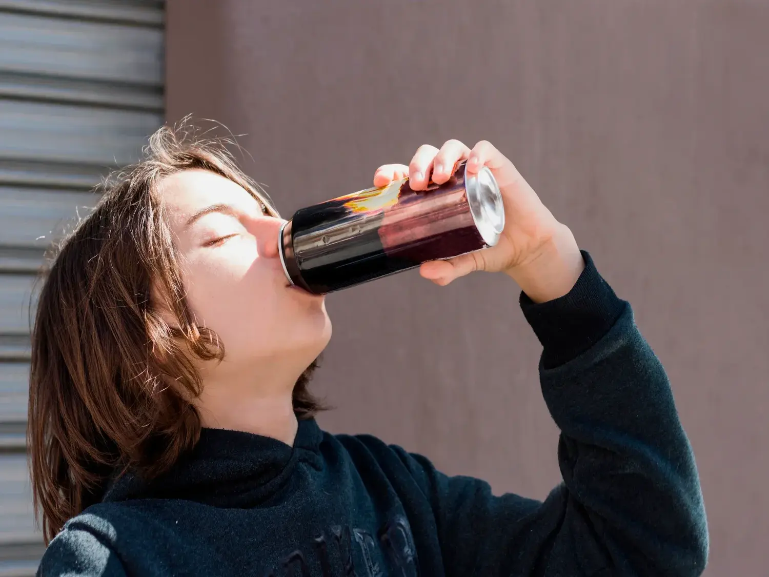Presentan un proyecto para prohibir la venta de bebidas energizantes a menores en Santa Fe