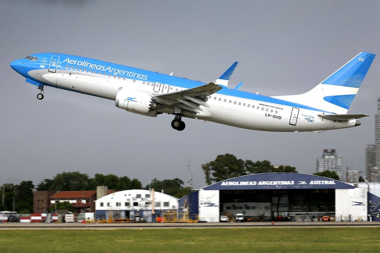 Se difundes los audios de pilotos de Aerolíneas Argentinas relatando un encuentro con OVNIs