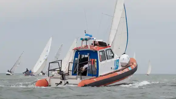 Mar del Plata: se realizarán una serie de regatas en homenaje a la Prefectura