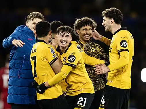 Liverpool fue sorprendido por Wolverhampton