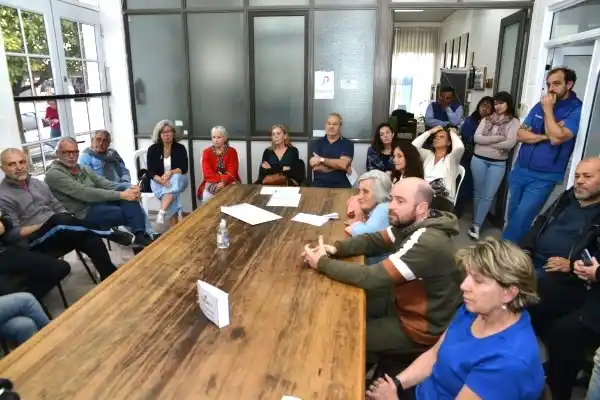 Promueven la importancia del Mojón de Santiago de Compostela en Chascomús