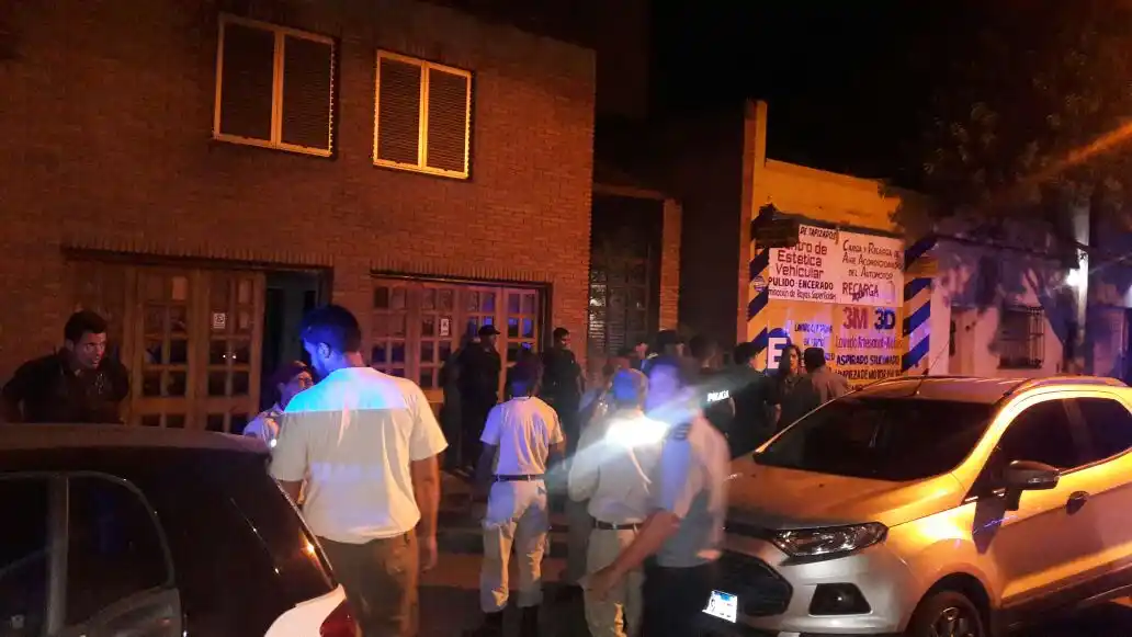 Rosario: Fuerte operativo municipal en una fiesta clandestina