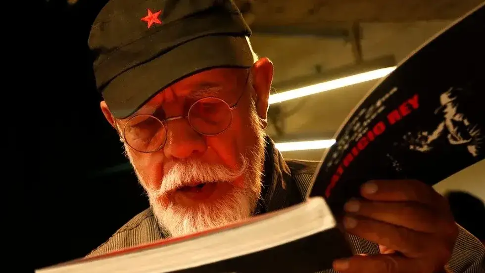Rocambole llega a Tandil para presentar su libro "Arte, Diseño y Contracultura".