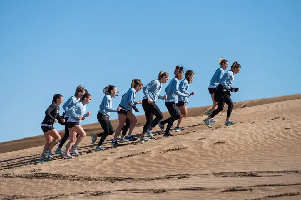 “Chapa” Retegui elogió el trabajo de Las Leonas