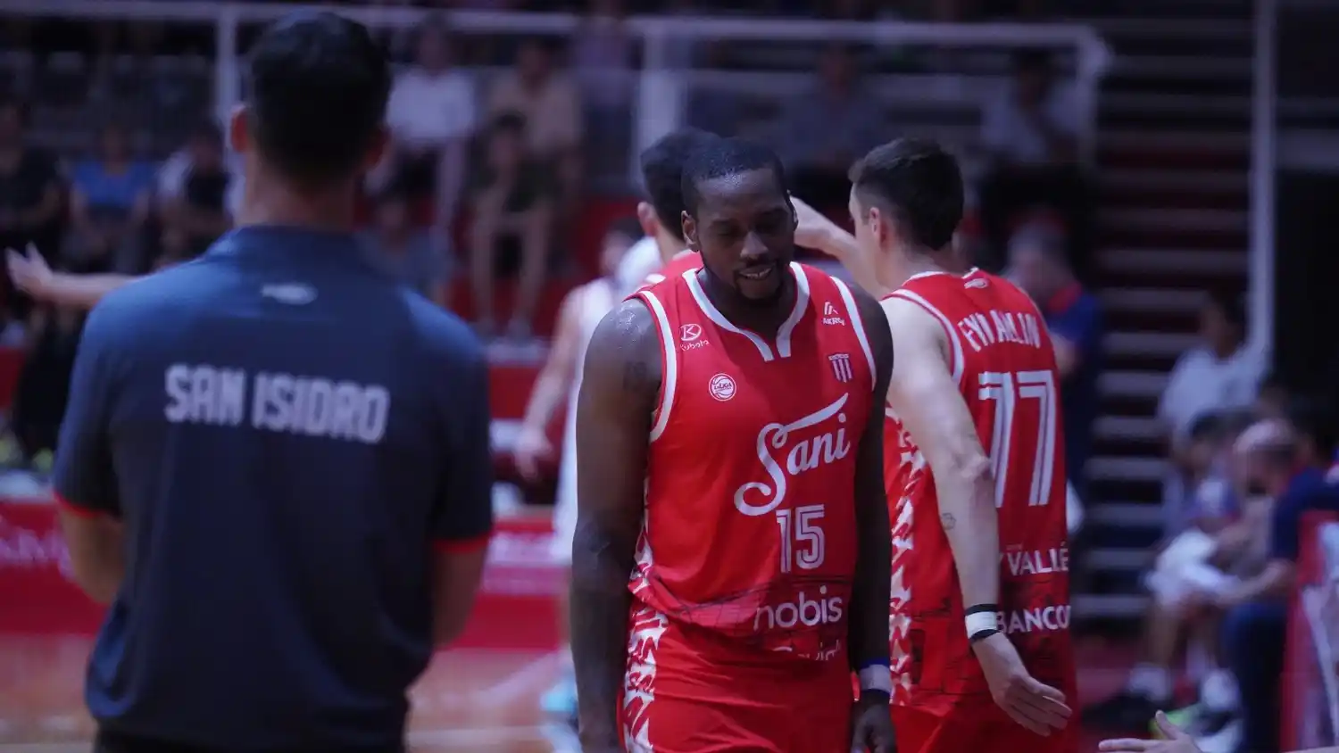 San Isidro no pudo con Rivadavia