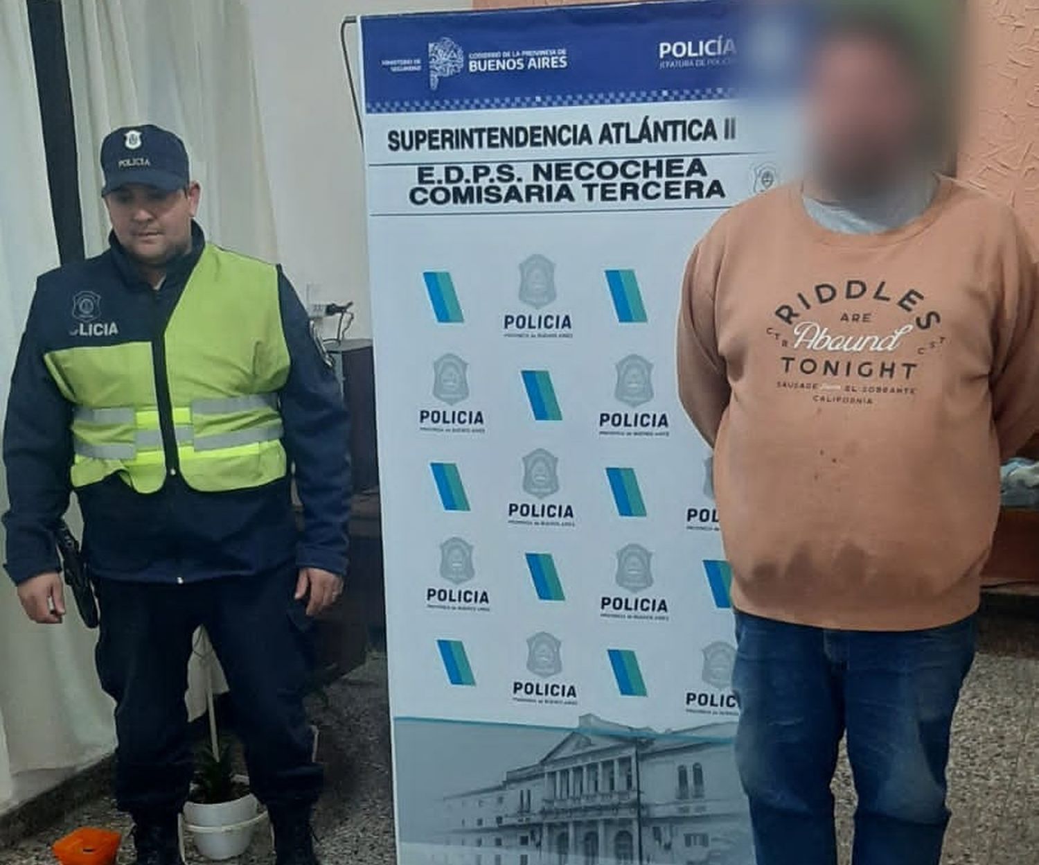 Detuvieron a un hombre por distribuir pornografía infantil