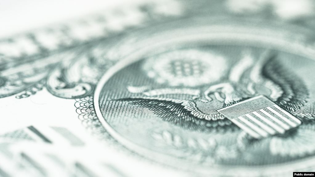 El dólar blue rompió otro récord y superó los $500