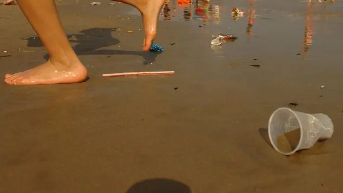 Pinamar, libre de vasos de plástico y sorbetes