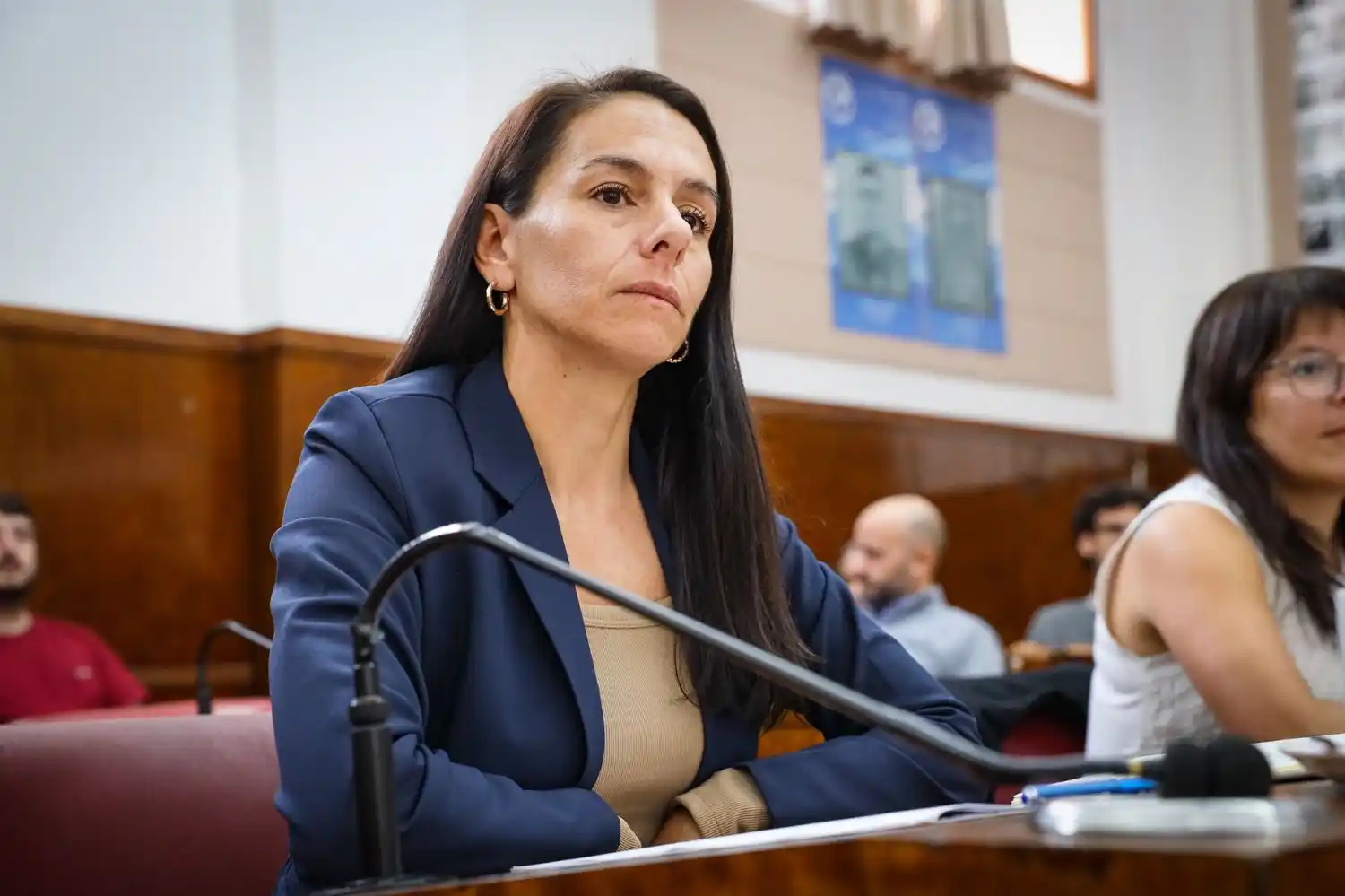 La concejal Eva Ayala sostuvo que el Municipio presenta un déficit de 21 mil millones de pesos y una caída de 10 mil millones en la recaudación.
