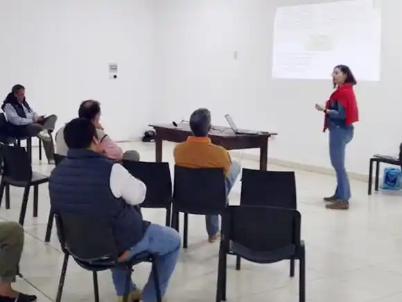 El gobierno promueve en Feliciano créditos para inversiones en el sector ganadero