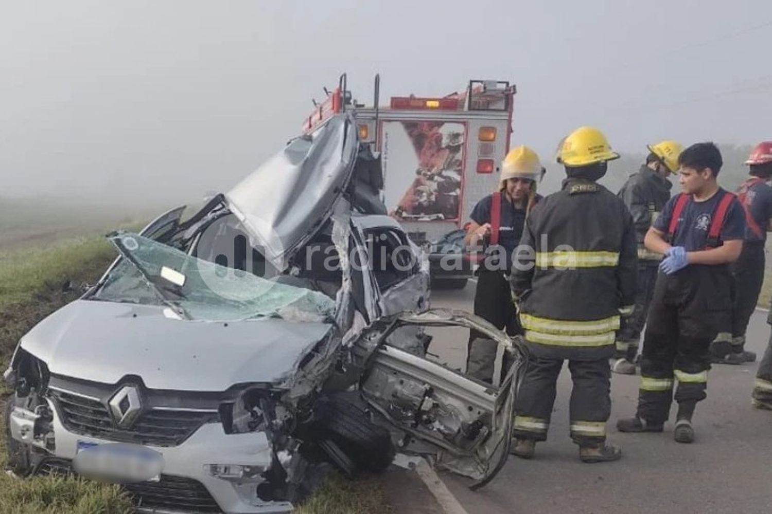 Grave accidente en Ruta 1: chocaron dos camiones y un auto dejando al menos dos heridos