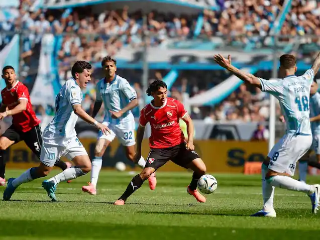 Racing e Independiente igualaron 0 a 0 en el Cilindro.Foto: Marcos Brindicci