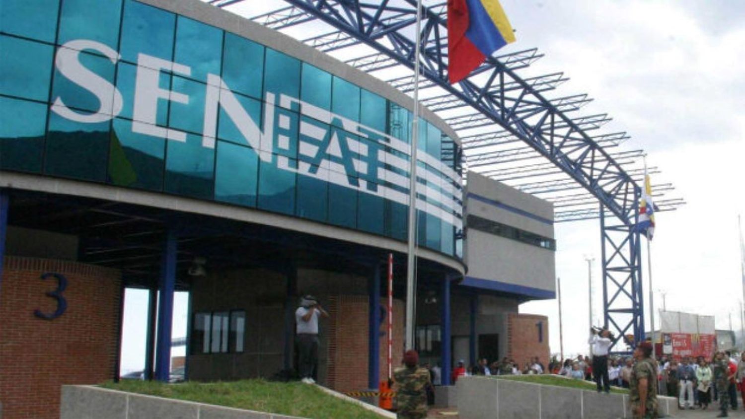 ¡MÁS IMPUESTOS NO AYUDAN! Cámara de Comercio se rebota al incremento de los tributos