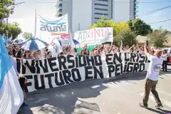 Convocan a paro docente para acompañar la marcha universitaria
