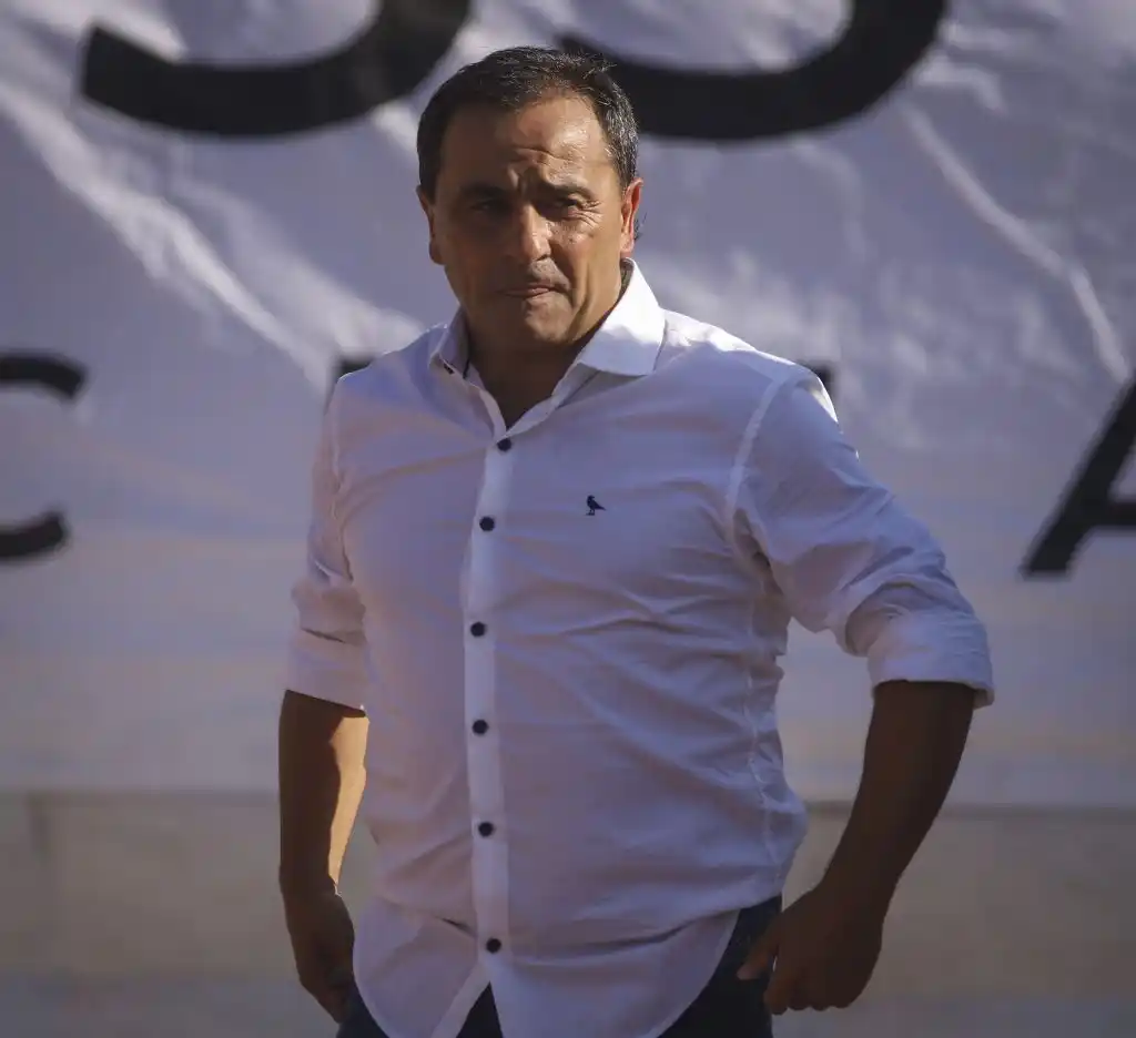  Gustavo Coleoni se alejó de Central Córdoba
