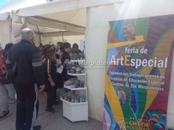 Feria de ArtEspecial: una iniciativa de jóvenes de escuelas de educación especial y centros de día