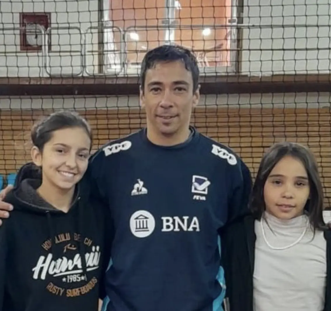 Vóley: Bonvissuto integra el cuerpo técnico que dirige al seleccionado U19 que disputará el mundial