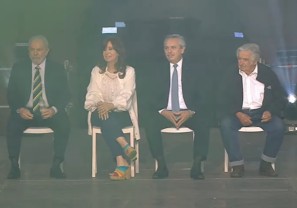 Cristina a Alberto sobre el FMI: "Señor presidente, ante las grandes adversidades, grandes acciones"