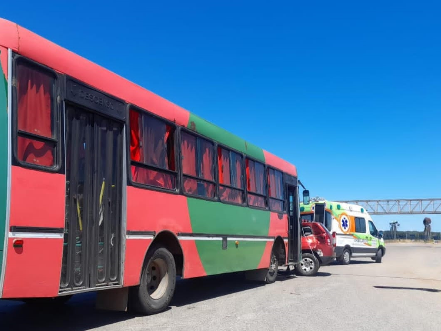 Accidente en la Ruta 14 deja lesionados y complica el tránsito en Federación