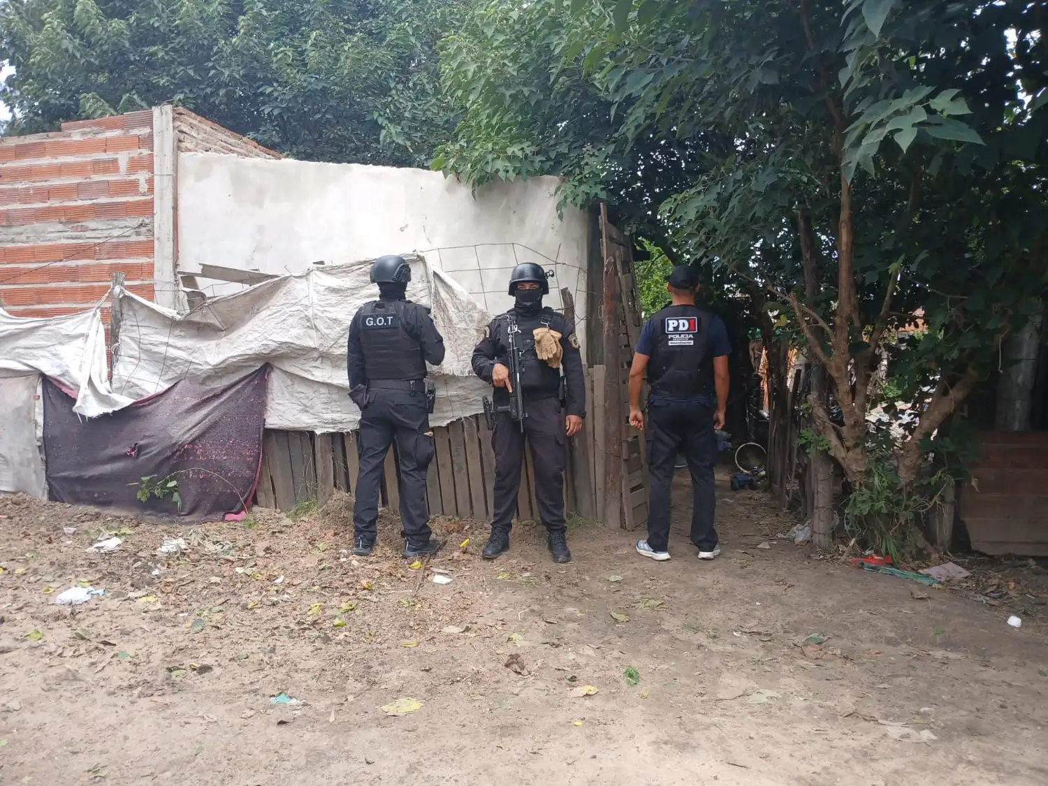 RECONQUISTA: TRES ALLANAMIENTOS POR MICROTRÁFICO Y UNA DETENIDA - 4